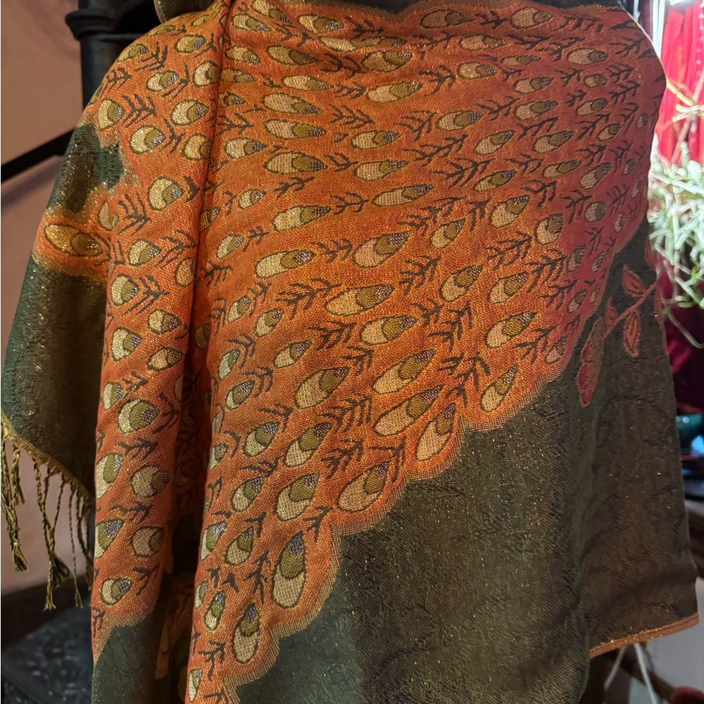 COPY - Vintage style peacock pashmina shawl